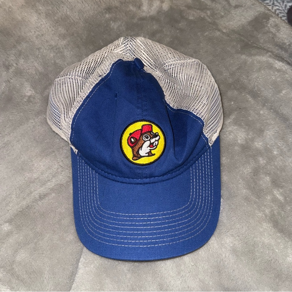 Buc-ee’s Blue and White Cap